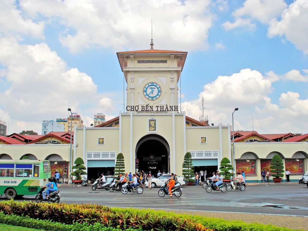 BEN THANH MARKET