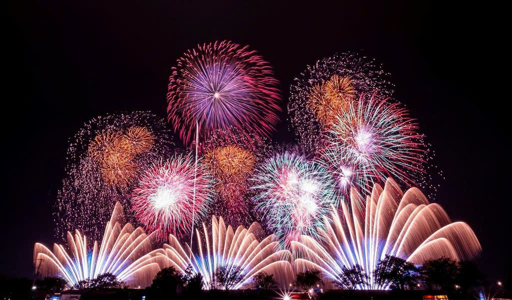 Fireworks in Danang4